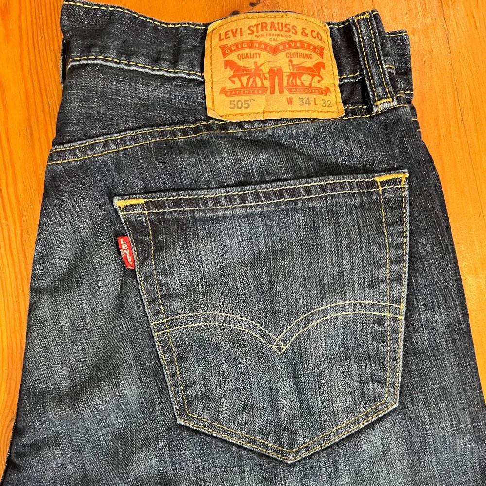 Levis 505 Blue Jeans 34x32